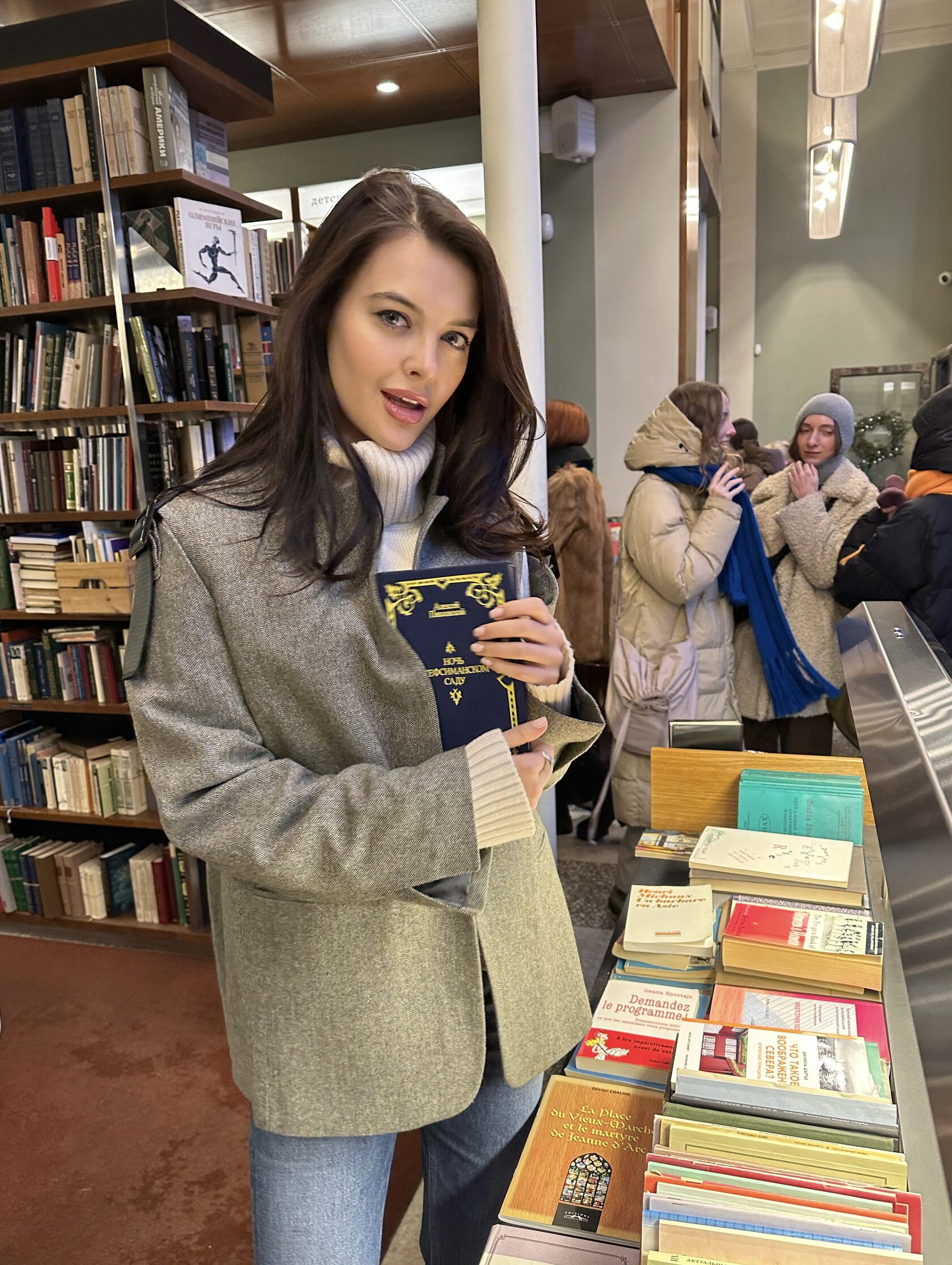 Жакет дизайнерский с погонами