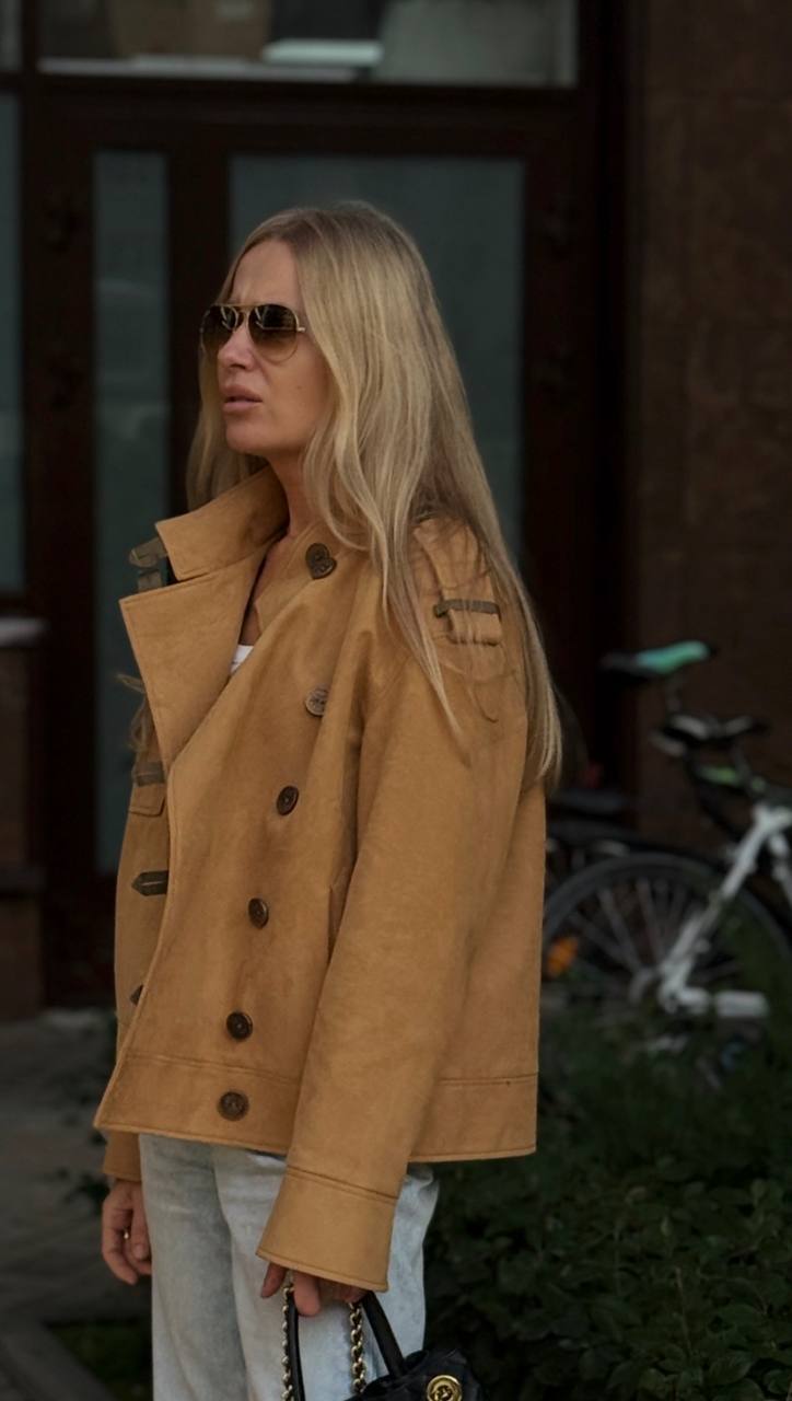 Жакет из замши