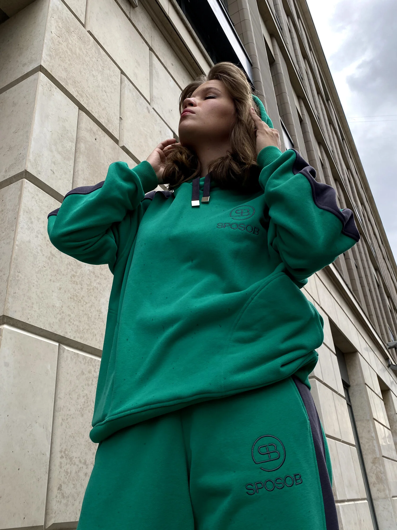 Женские костюмы для сильных образов